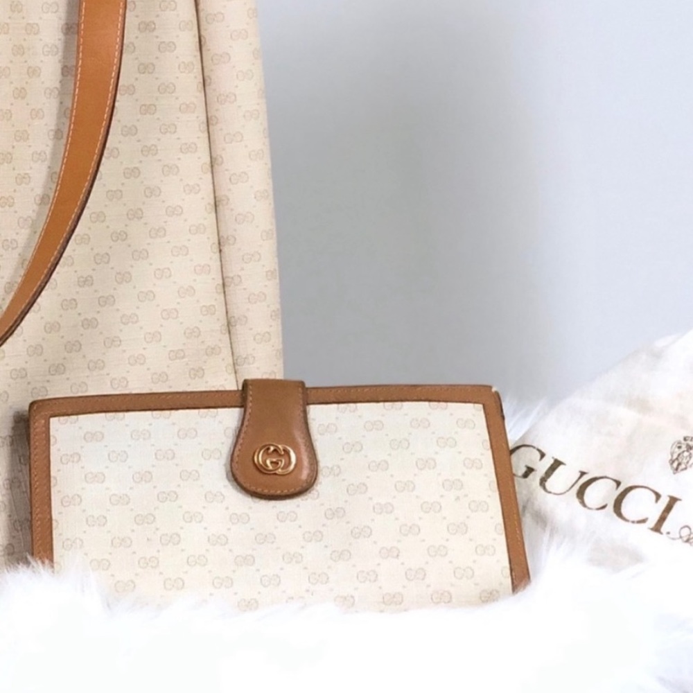 GUCCI GG Microguccissima Long Large Beige Wallet